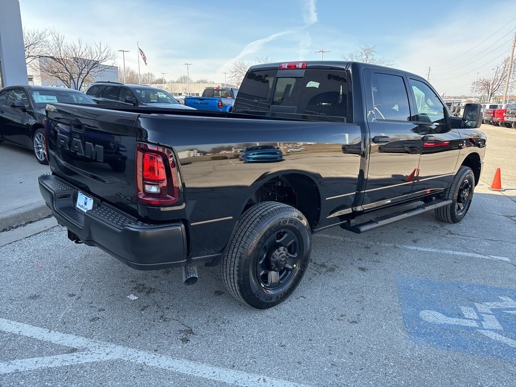 2026 RAM Ram 3500 RAM 3500 TRADESMAN CREW CAB 4X4 6'4' BOX
