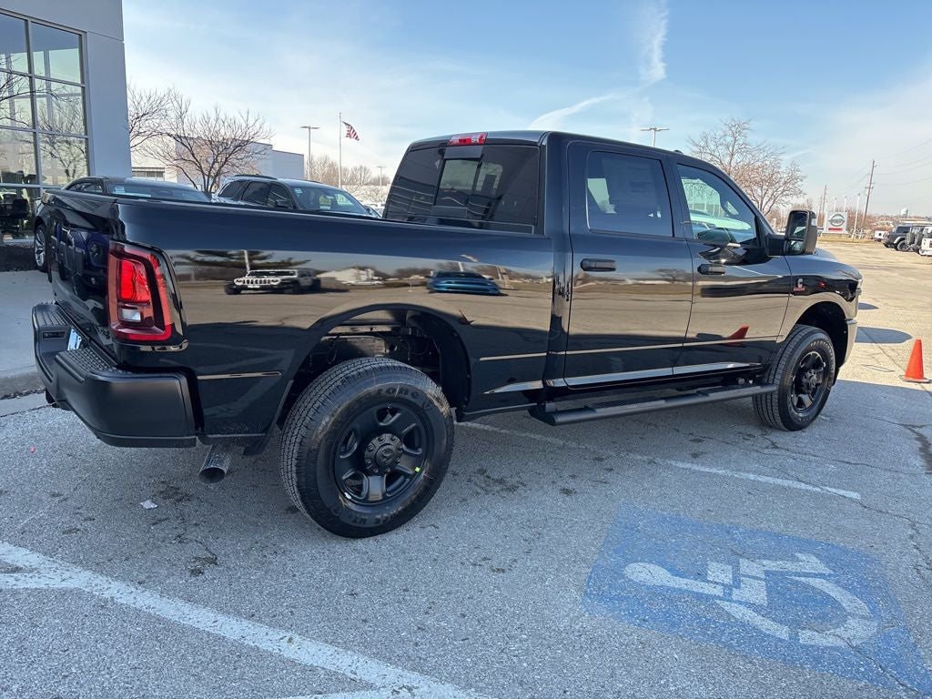 2026 RAM Ram 3500 RAM 3500 TRADESMAN CREW CAB 4X4 6'4' BOX