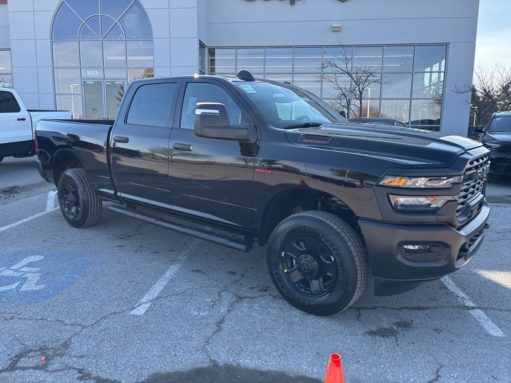 2026 RAM Ram 3500 RAM 3500 TRADESMAN CREW CAB 4X4 6'4' BOX