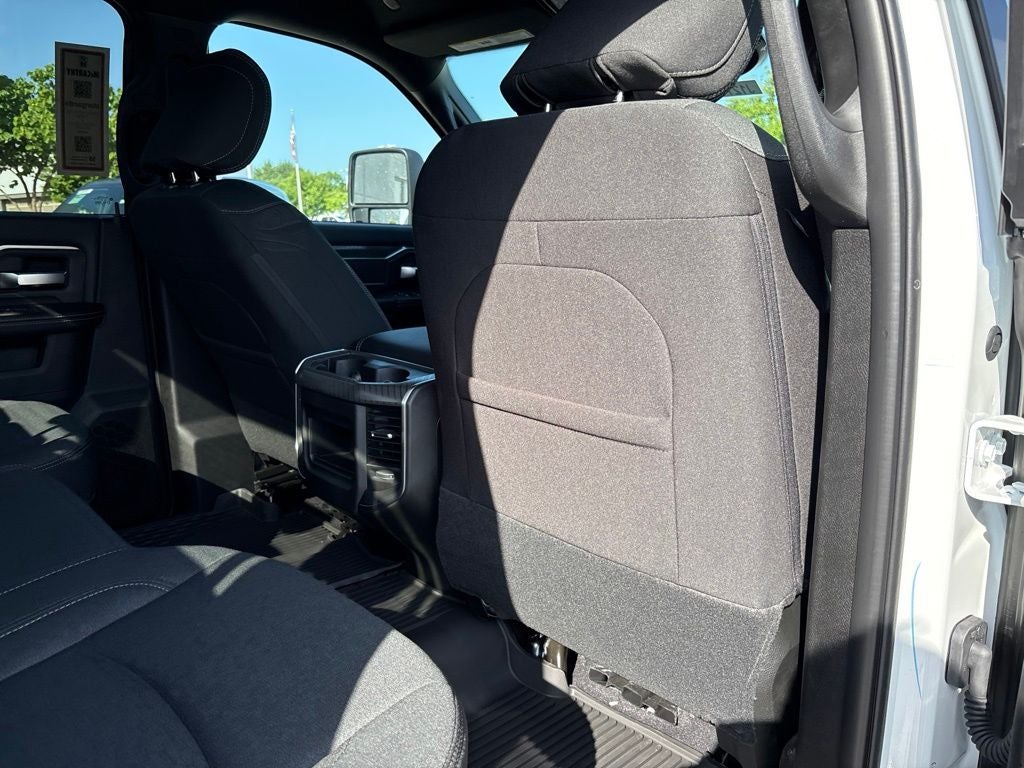 2026 RAM Ram 3500 RAM 3500 BIG HORN CREW CAB 4X4 6'4' BOX