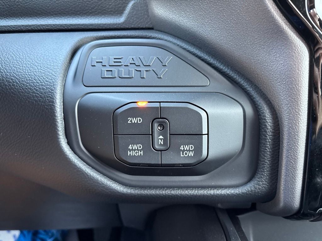 2026 RAM Ram 3500 RAM 3500 BIG HORN CREW CAB 4X4 6'4' BOX