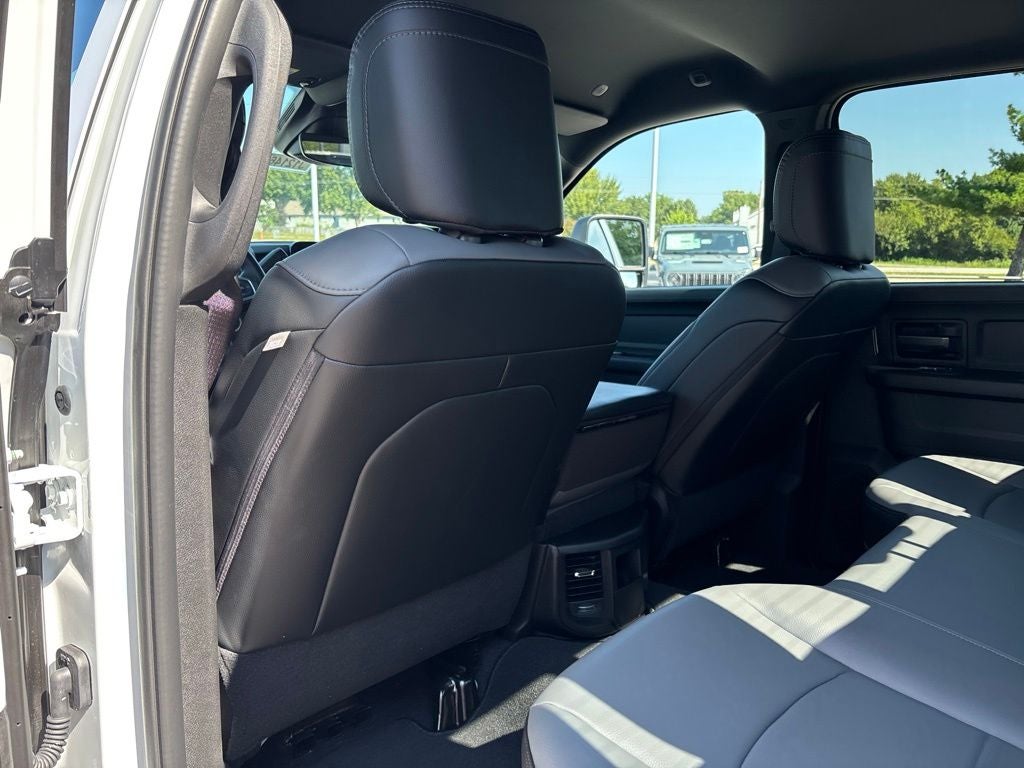 2026 RAM Ram 3500 RAM 3500 TRADESMAN CREW CAB 4X4 8' BOX