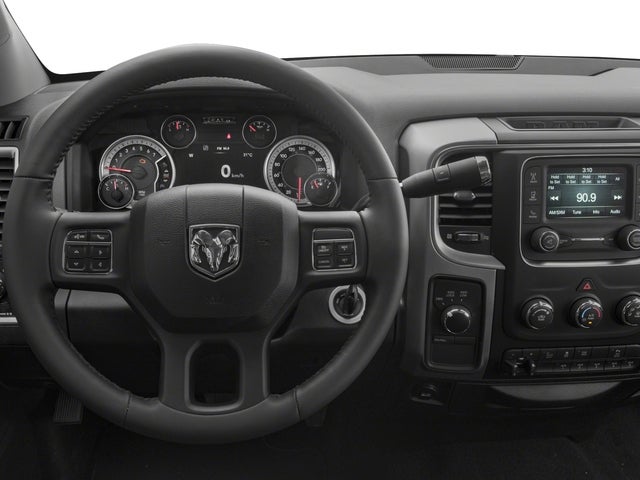 2017 RAM 3500 Big Horn Crew Cab 4x4 8' Box