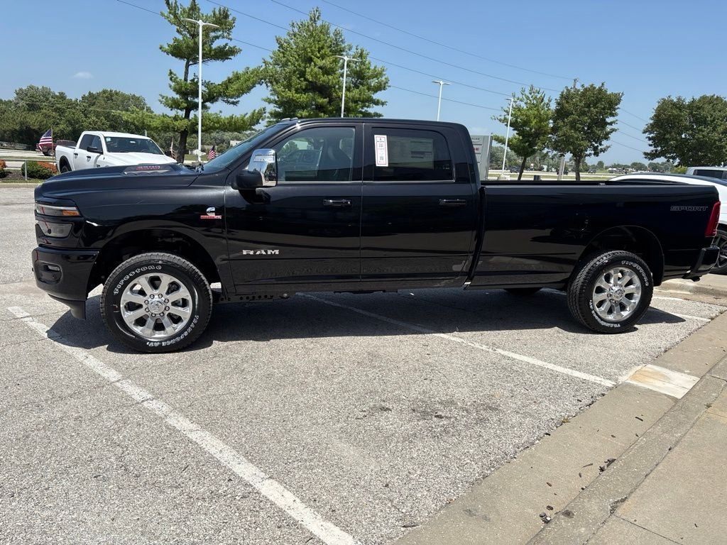 2026 RAM Ram 3500 RAM 3500 LARAMIE CREW CAB 4X4 8' BOX