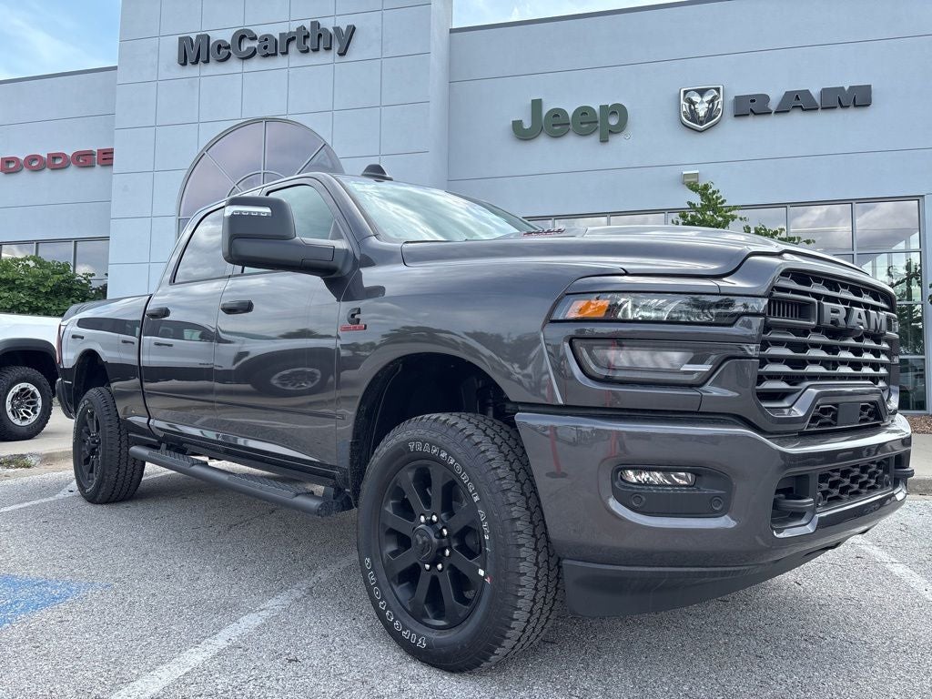 2026 RAM Ram 2500 RAM 2500 BLACK EXPRESS CREW CAB 4X4 6'4' BOX