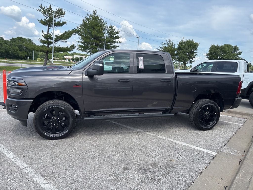 2026 RAM Ram 2500 RAM 2500 BLACK EXPRESS CREW CAB 4X4 6'4' BOX