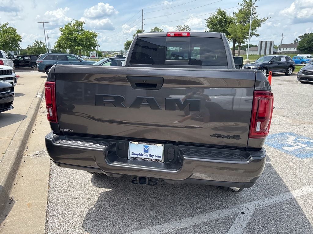 2026 RAM Ram 2500 RAM 2500 BLACK EXPRESS CREW CAB 4X4 6'4' BOX