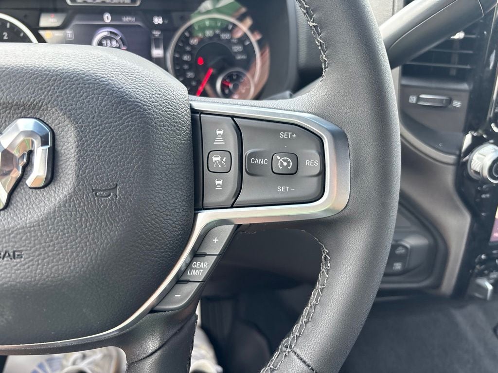 2026 RAM Ram 2500 RAM 2500 WARLOCK CREW CAB 4X4 6'4' BOX