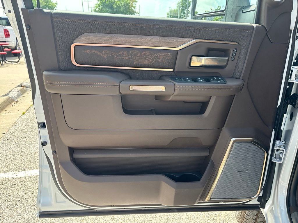 2026 RAM Ram 2500 RAM 2500 LIMITED LONGHORN CREW CAB 4X4 6'4' BOX
