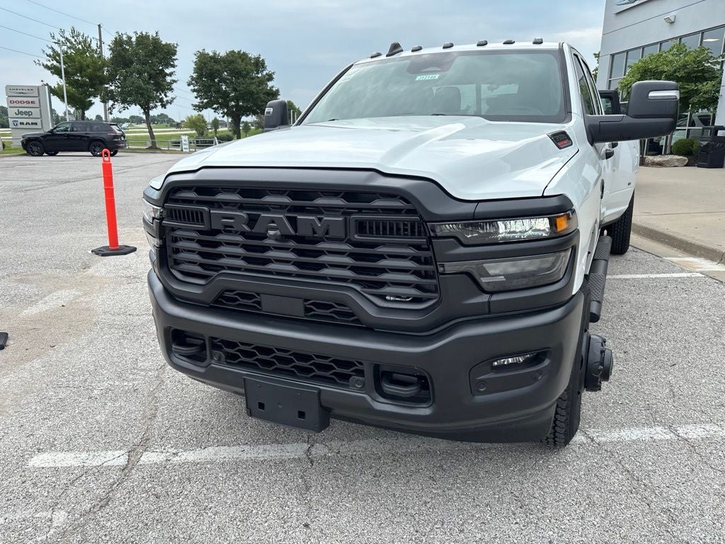 2026 RAM Ram 3500 RAM 3500 TRADESMAN CREW CAB 4X4 8' BOX