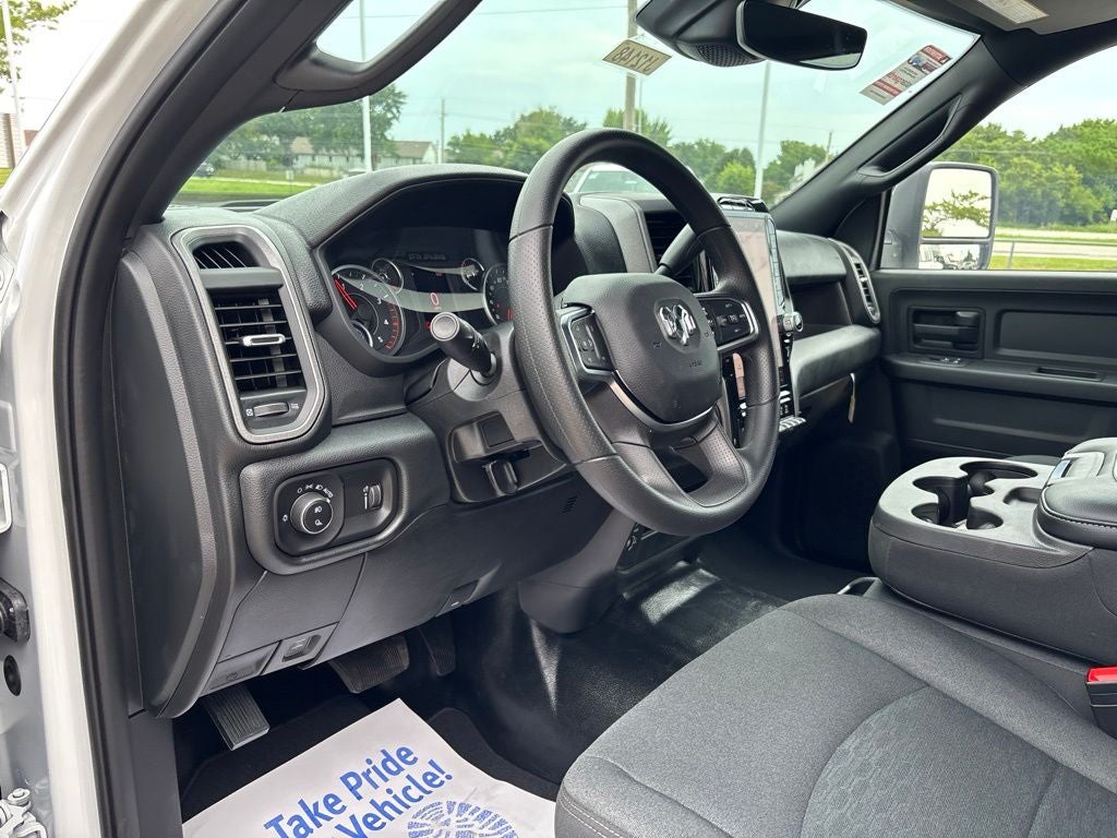2026 RAM Ram 3500 RAM 3500 TRADESMAN CREW CAB 4X4 8' BOX