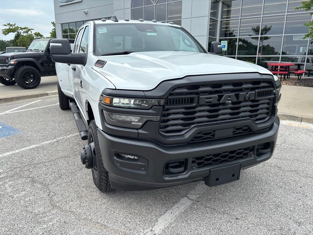 2026 RAM Ram 3500 RAM 3500 TRADESMAN CREW CAB 4X4 8' BOX