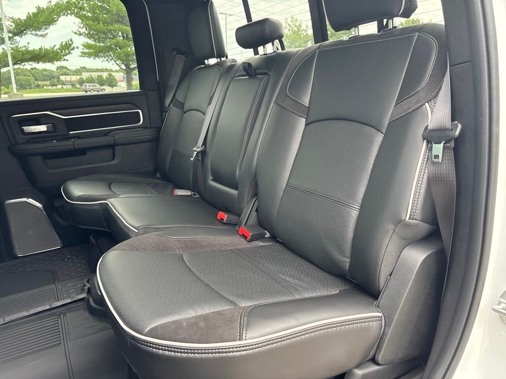 2026 RAM Ram 3500 RAM 3500 LARAMIE CREW CAB 4X4 8' BOX