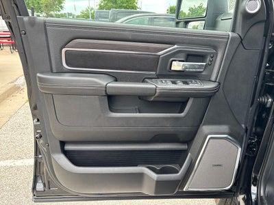 2026 RAM Ram 3500 RAM 3500 LARAMIE MEGA CAB 4X4 6'4' BOX