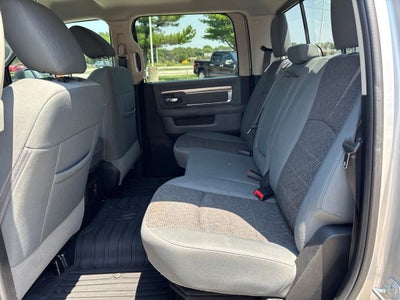 2018 RAM 1500 Big Horn Crew Cab 4x4 5'7' Box