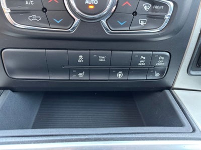 2018 RAM 1500 Big Horn Crew Cab 4x4 5'7' Box
