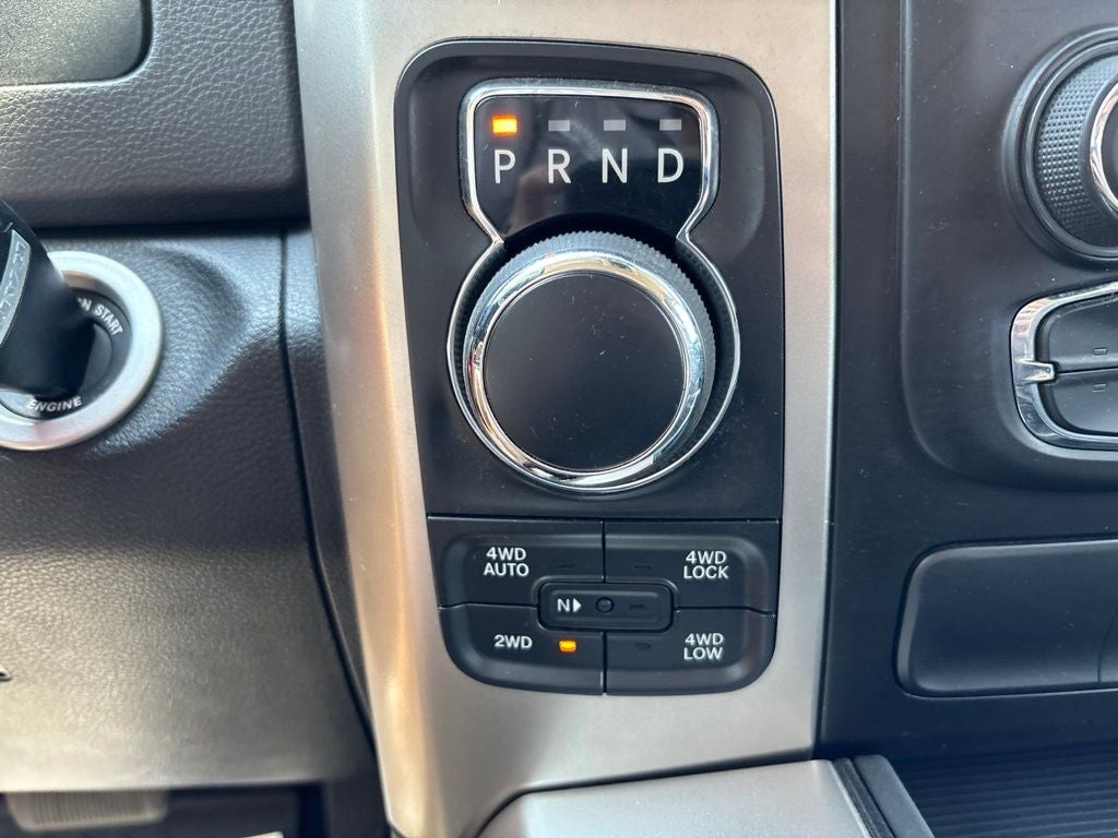 2018 RAM 1500 Big Horn Crew Cab 4x4 5'7' Box