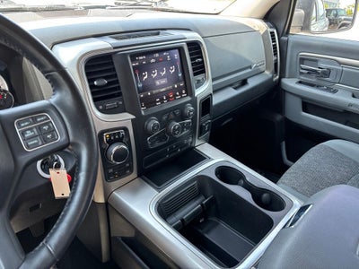 2018 RAM 1500 Big Horn Crew Cab 4x4 5'7' Box