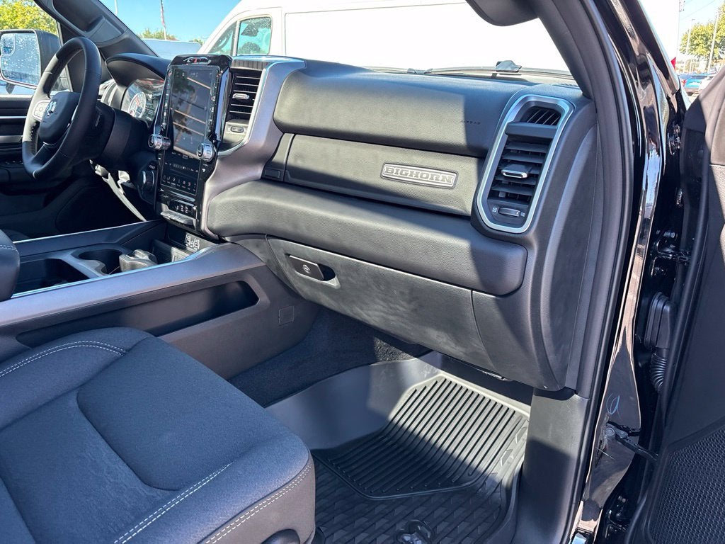 2027 RAM Ram 1500 RAM 1500 BIG HORN CREW CAB 4X4 5'7' BOX