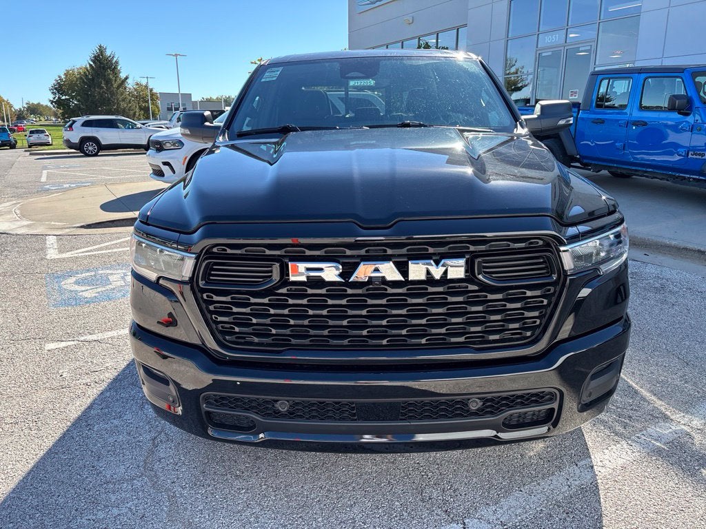 2027 RAM Ram 1500 RAM 1500 BIG HORN CREW CAB 4X4 5'7' BOX