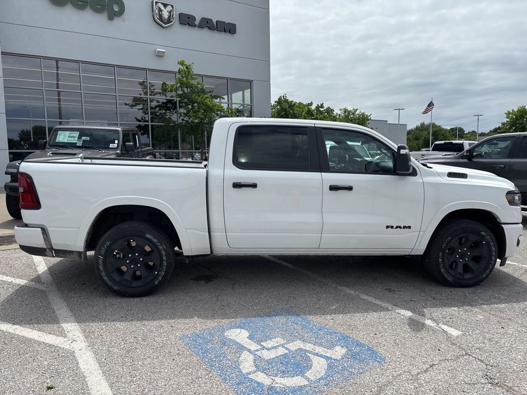 2026 RAM Ram 1500 RAM 1500 LONE STAR CREW CAB 4X4 5'7' BOX
