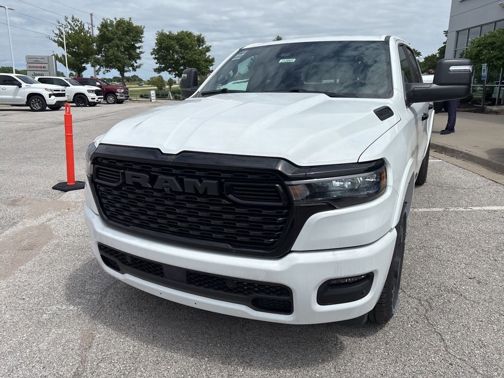 2026 RAM Ram 1500 RAM 1500 LONE STAR CREW CAB 4X4 5'7' BOX