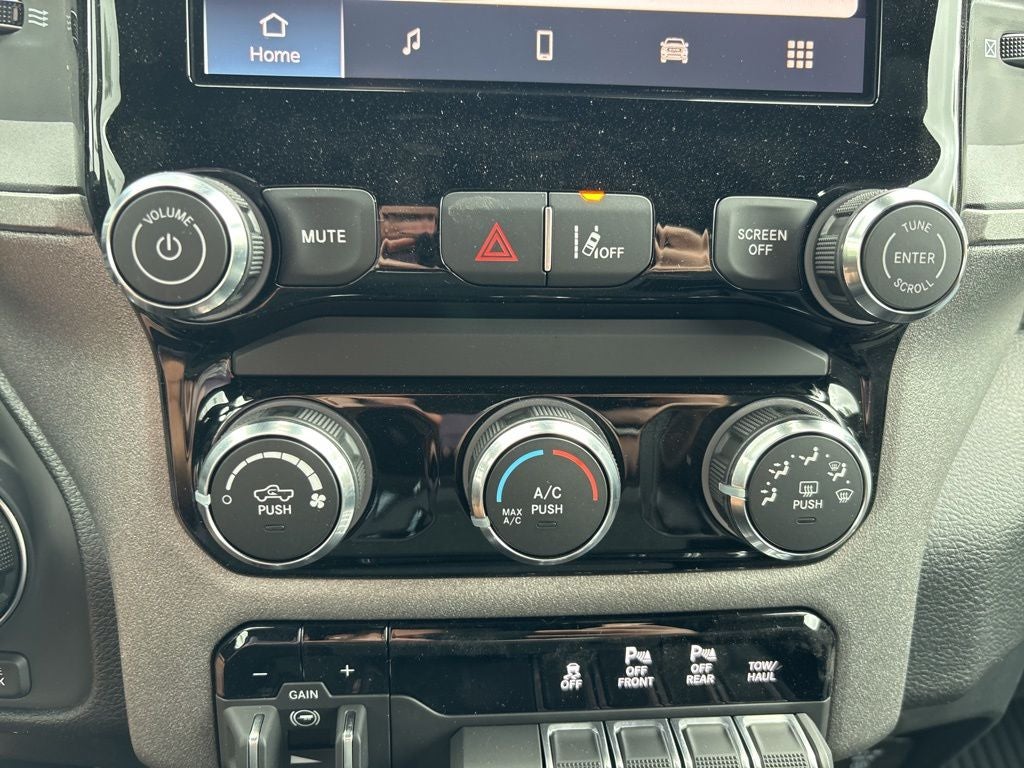 2026 RAM Ram 1500 RAM 1500 WARLOCK CREW CAB 4X4 5'7' BOX