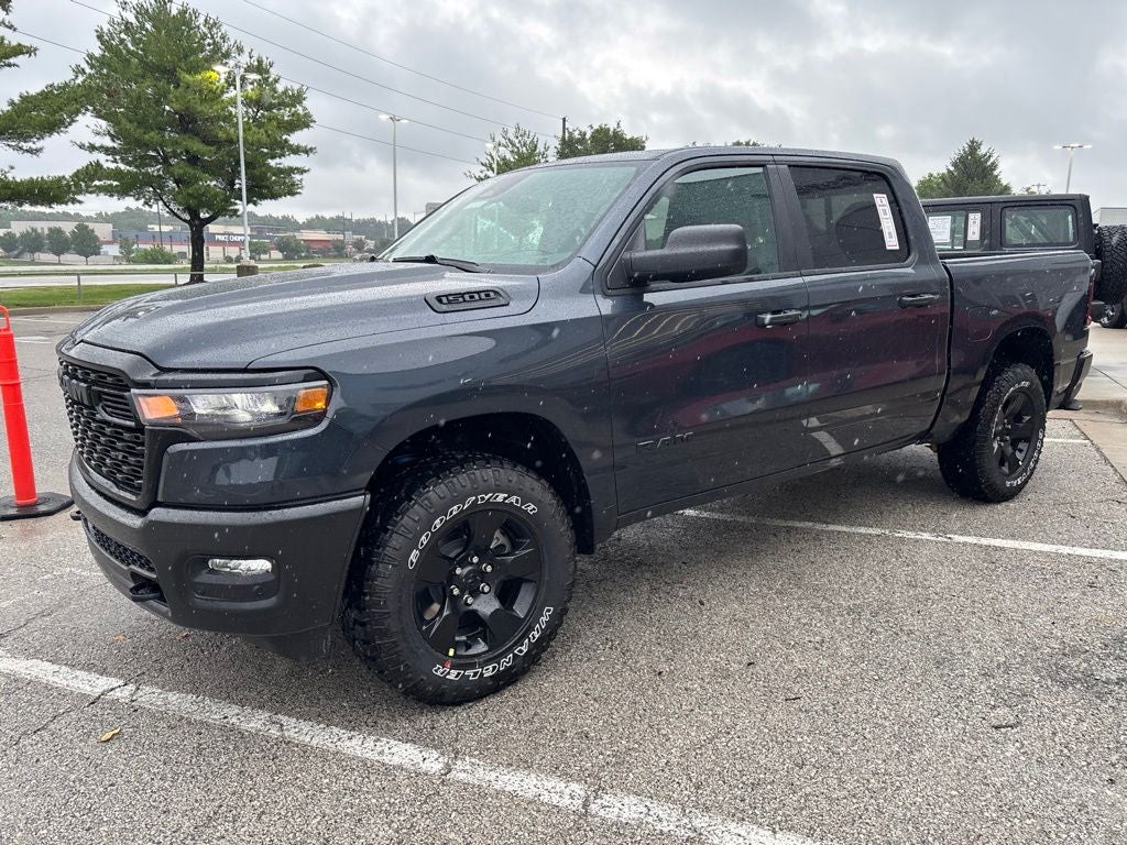 2026 RAM 1500 RAM 1500 WARLOCK CREW CAB 4X4 5'7' BOX
