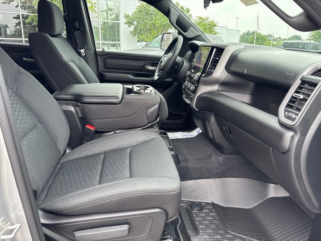 2026 RAM 1500 RAM 1500 WARLOCK CREW CAB 4X4 5'7' BOX