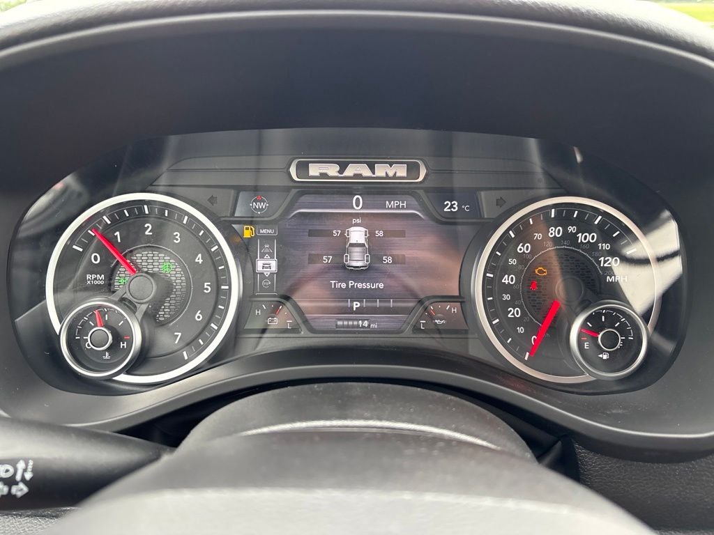 2026 RAM 1500 RAM 1500 WARLOCK CREW CAB 4X4 5'7' BOX