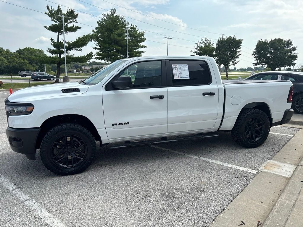 2026 RAM Ram 1500 RAM 1500 TRADESMAN CREW CAB 4X4 5'7' BOX