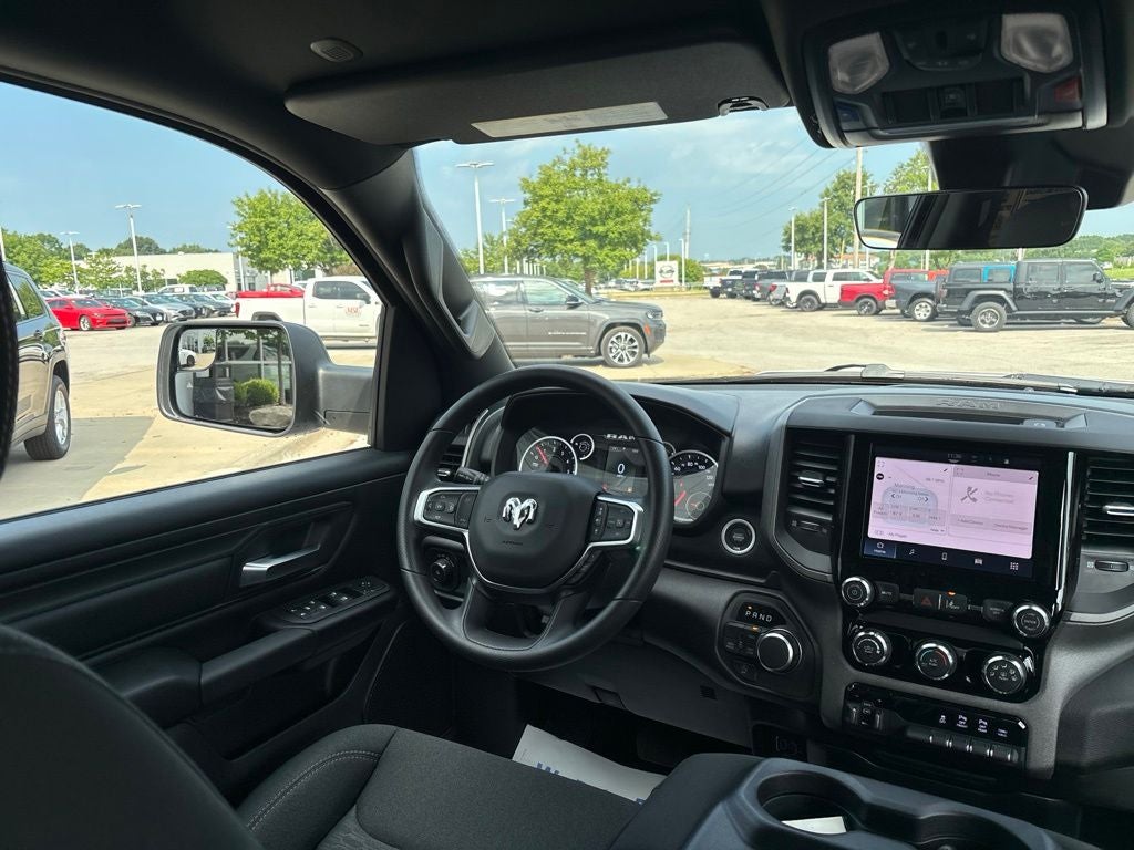 2026 RAM Ram 1500 RAM 1500 TRADESMAN CREW CAB 4X4 5'7' BOX