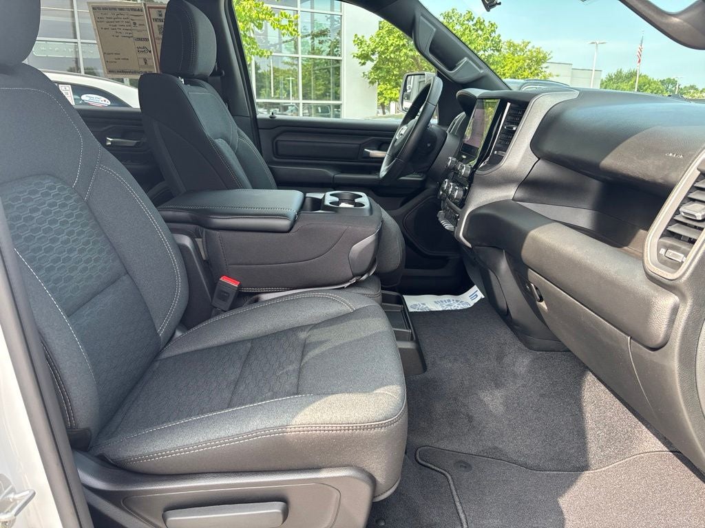 2026 RAM Ram 1500 RAM 1500 TRADESMAN CREW CAB 4X4 5'7' BOX