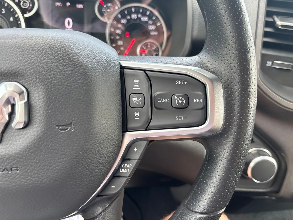 2026 RAM Ram 1500 RAM 1500 TRADESMAN CREW CAB 4X4 5'7' BOX