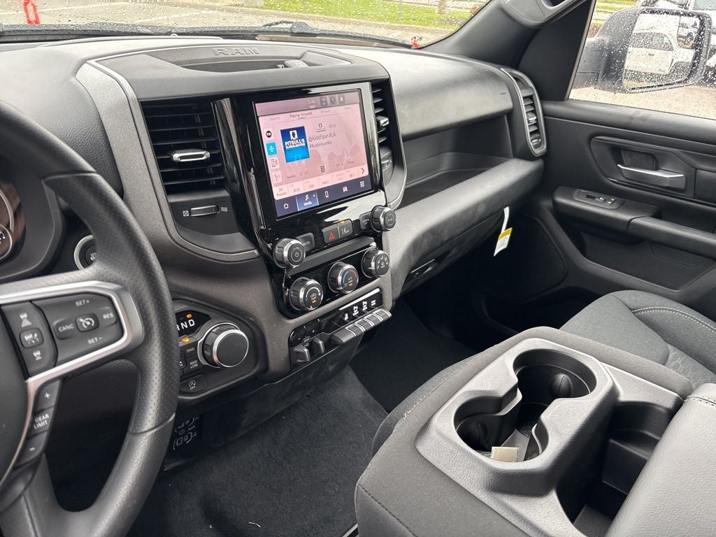 2026 RAM Ram 1500 RAM 1500 TRADESMAN CREW CAB 4X4 5'7' BOX
