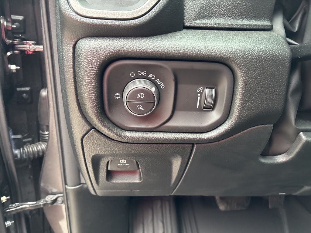 2026 RAM Ram 1500 RAM 1500 WARLOCK CREW CAB 4X4 5'7' BOX