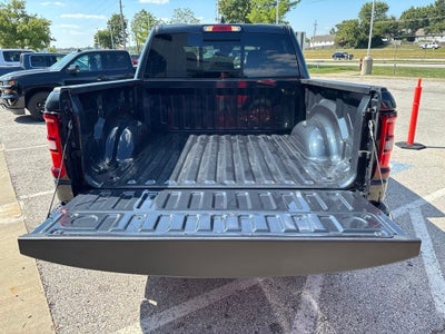 2026 RAM 1500 RAM 1500 TRADESMAN CREW CAB 4X4 5'7' BOX