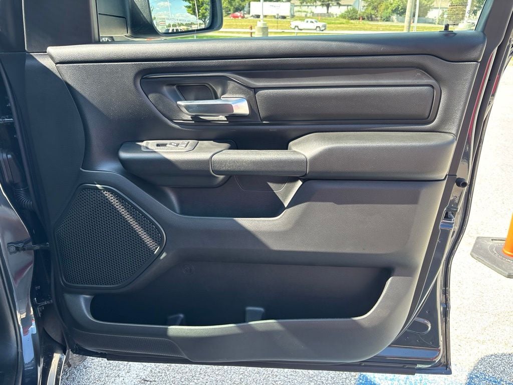 2026 RAM 1500 RAM 1500 TRADESMAN CREW CAB 4X4 5'7' BOX