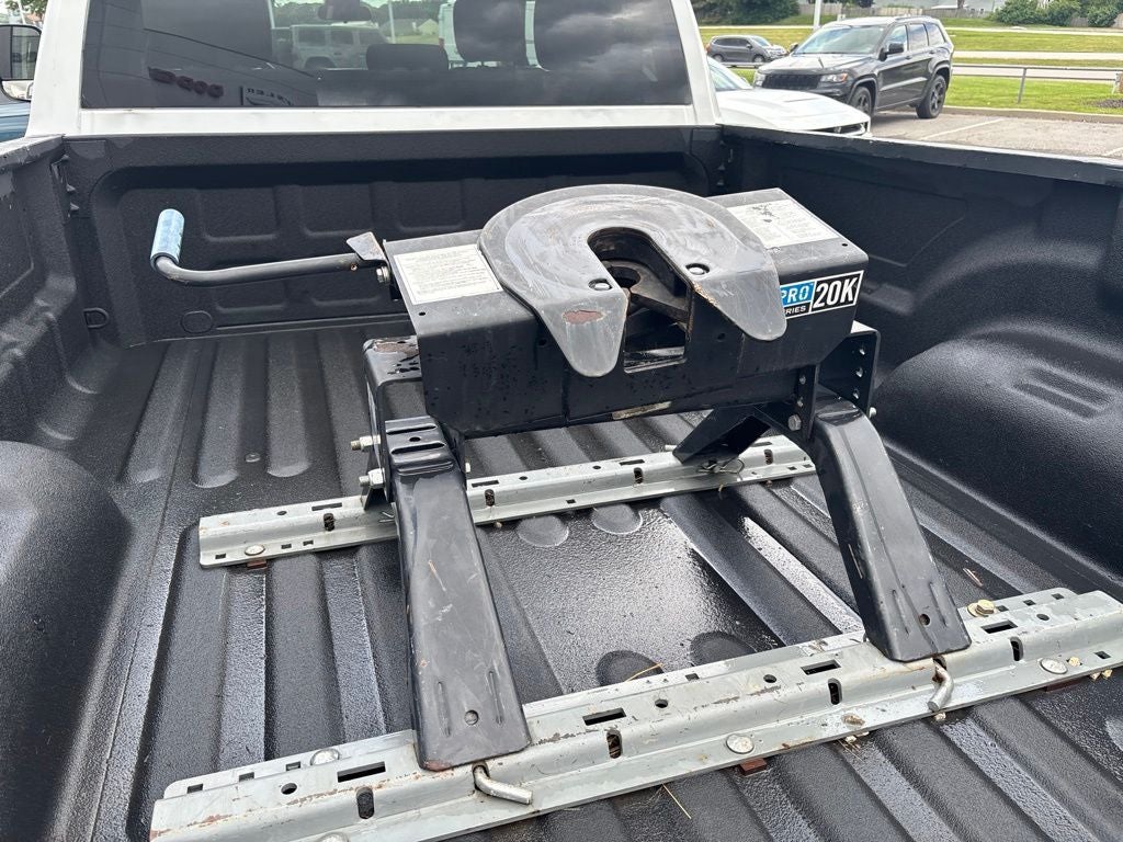 2019 RAM 2500 Big Horn Crew Cab 4x4 8' Box