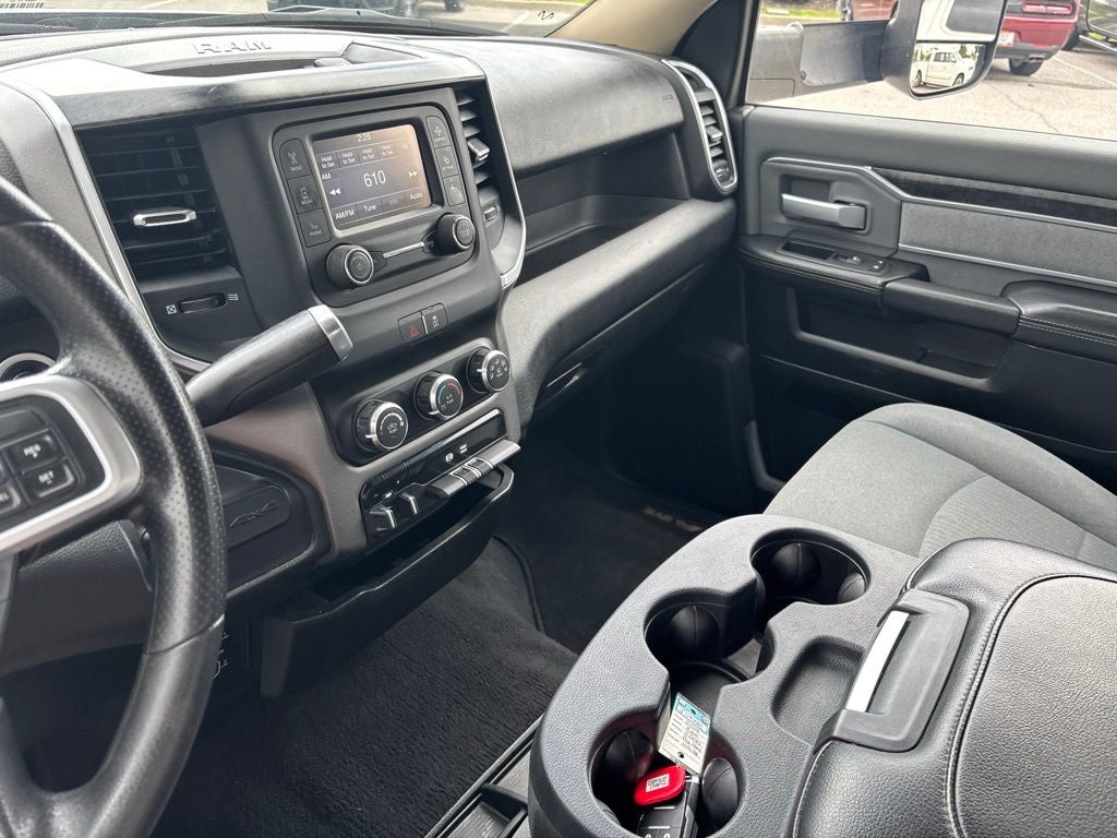 2019 RAM 2500 Big Horn Crew Cab 4x4 8' Box