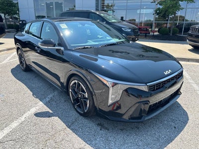 2025 Kia K4 GT-Line
