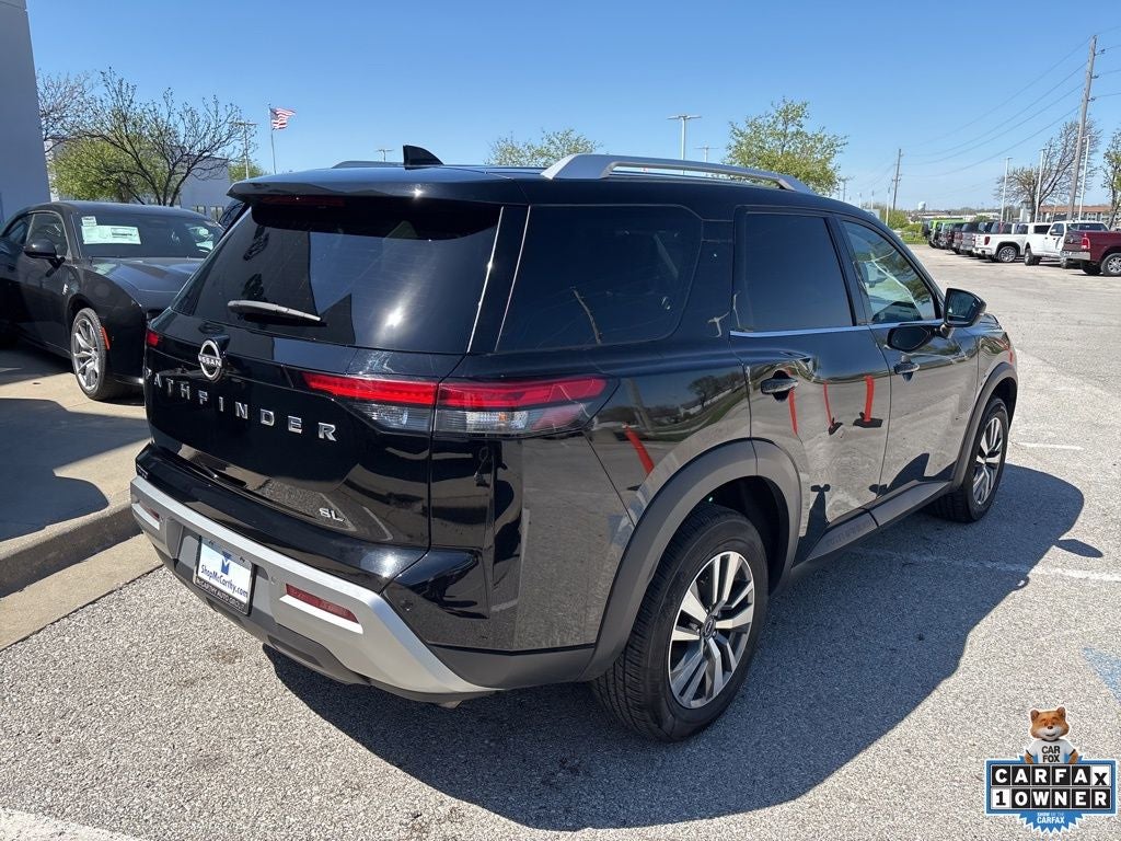 2025 Nissan Pathfinder SL FWD