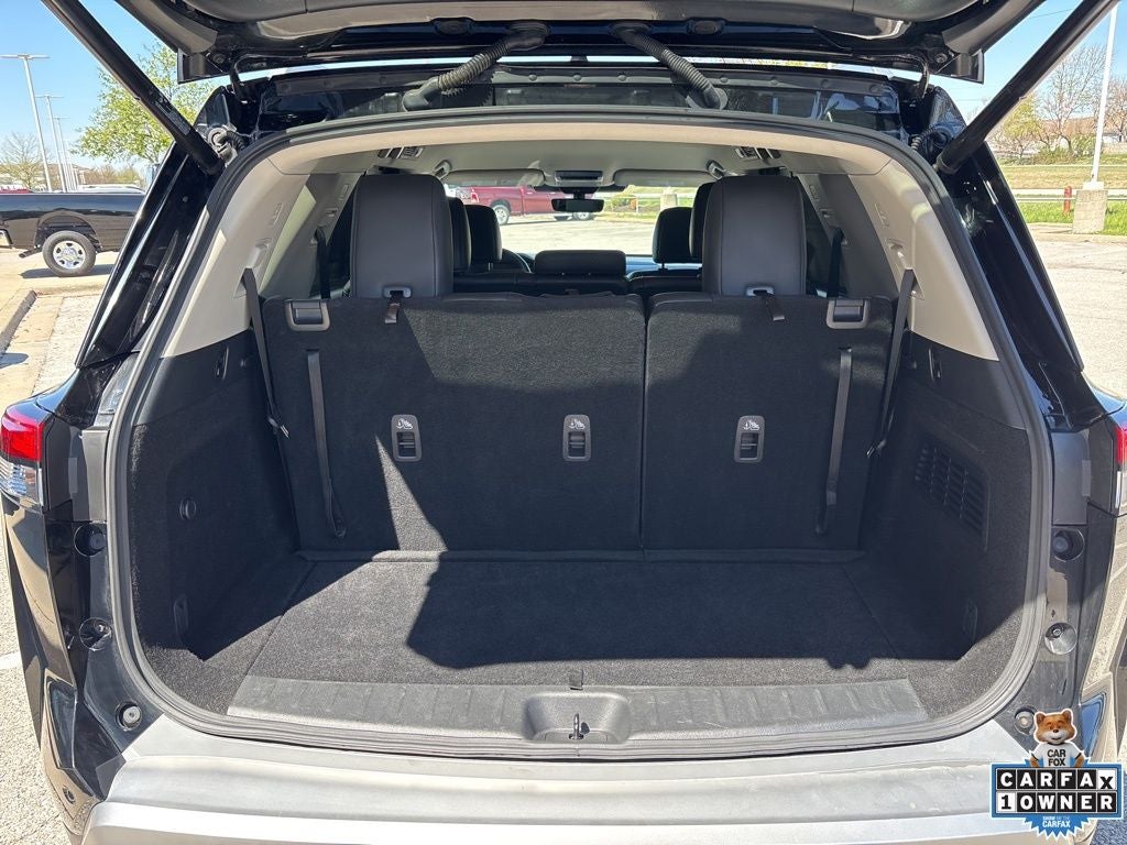 2025 Nissan Pathfinder SL FWD