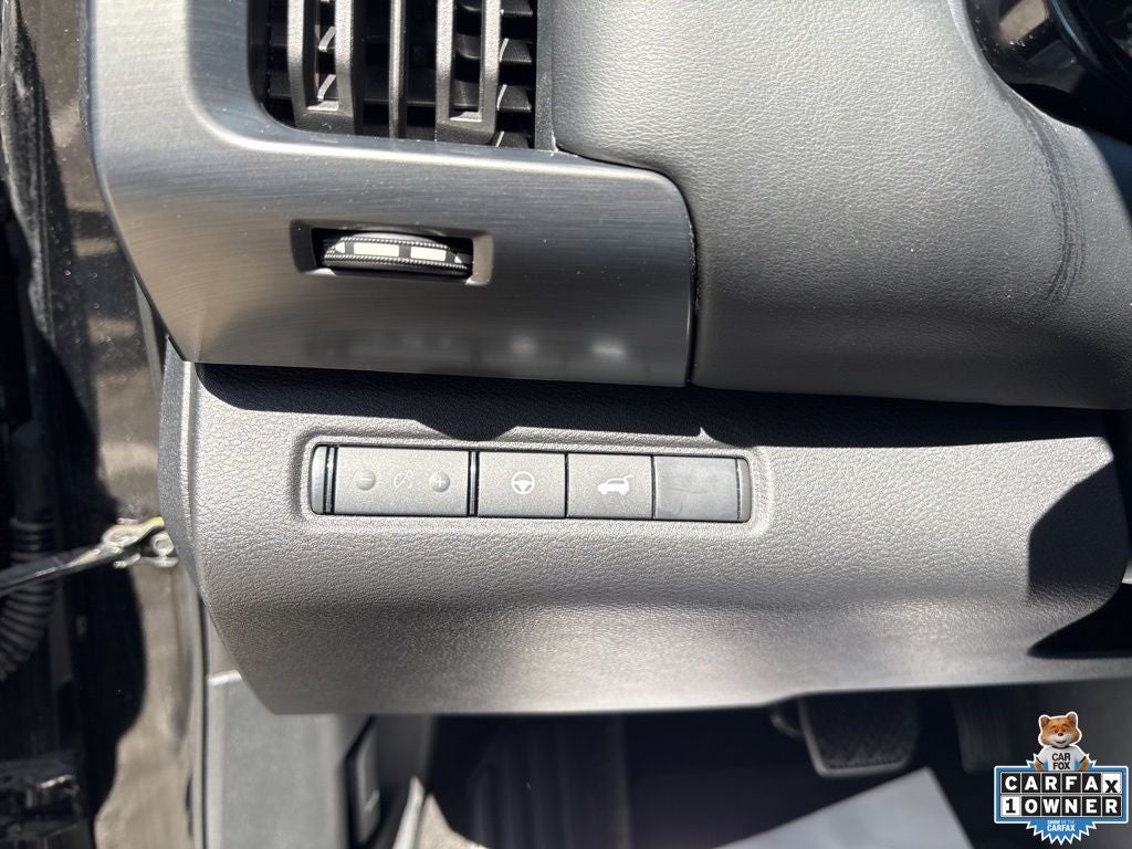 2025 Nissan Pathfinder SL FWD