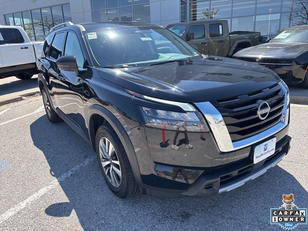 2025 Nissan Pathfinder SL FWD