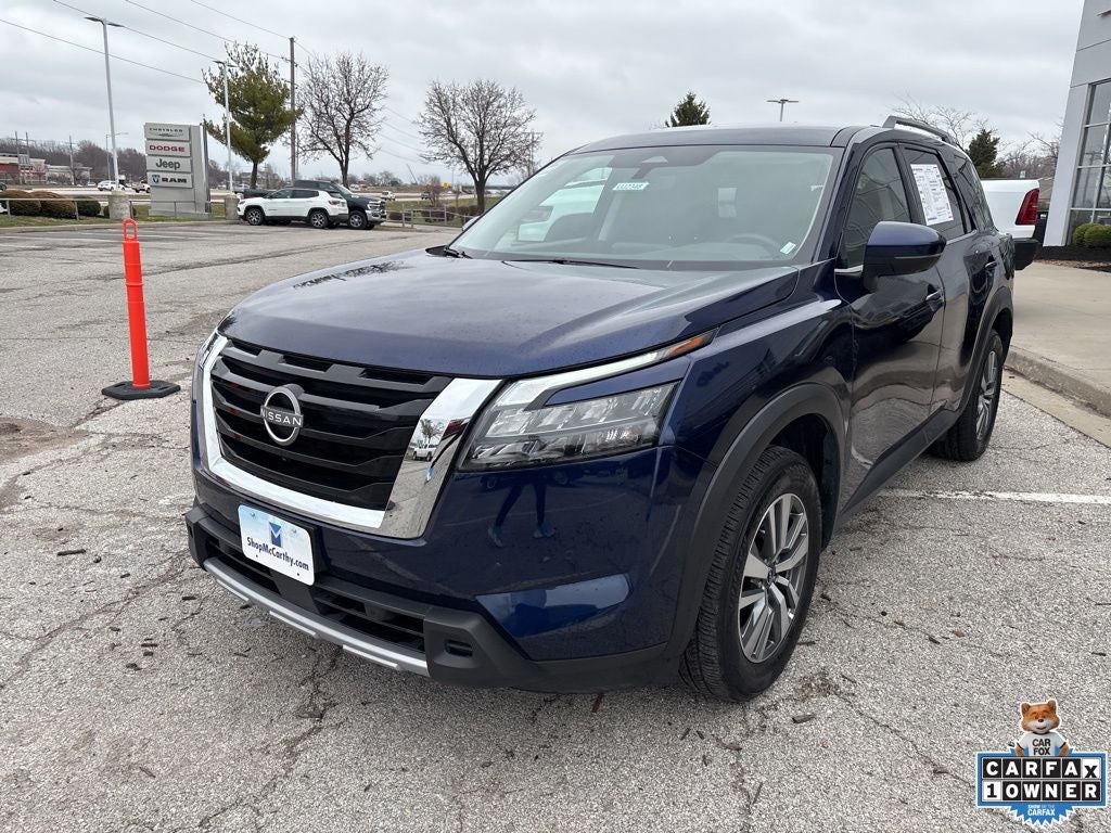 2025 Nissan Pathfinder SL FWD