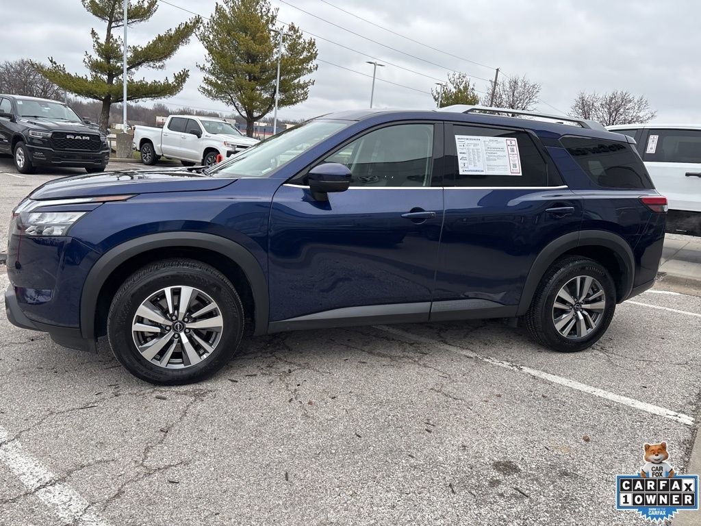 2025 Nissan Pathfinder SL FWD