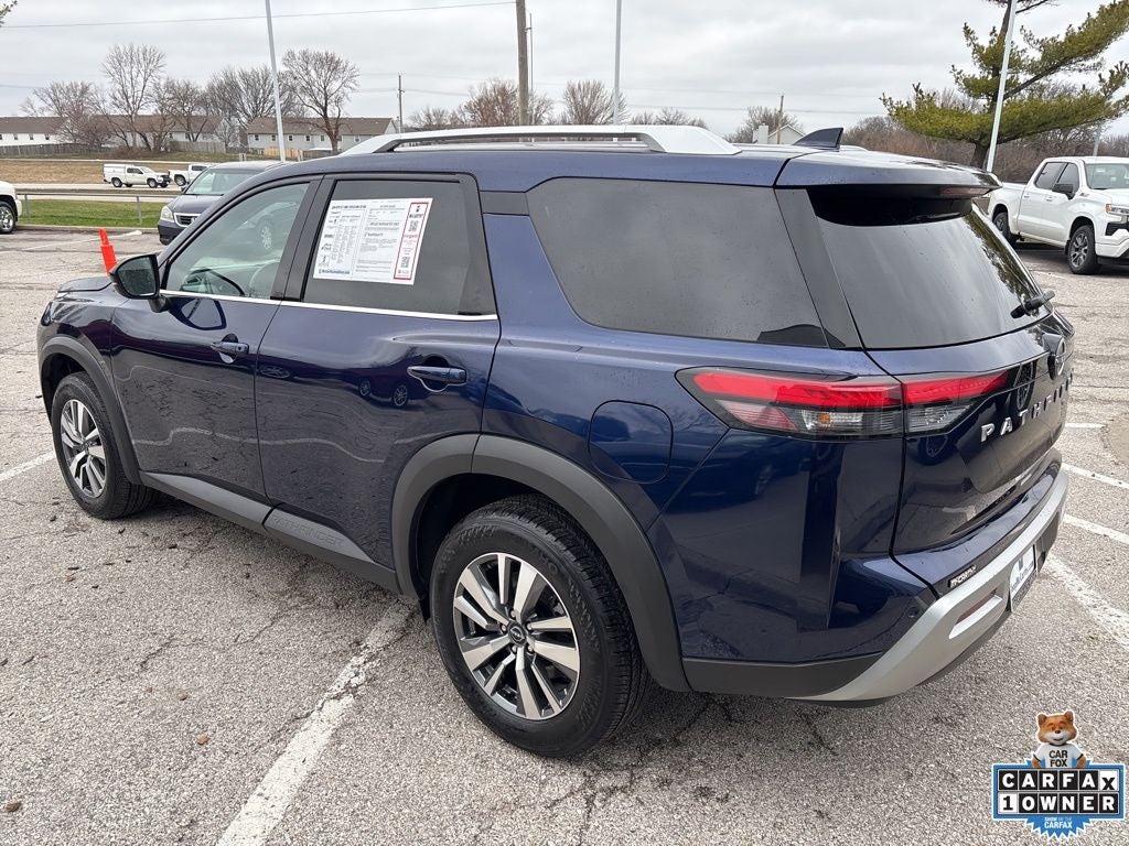 2025 Nissan Pathfinder SL FWD