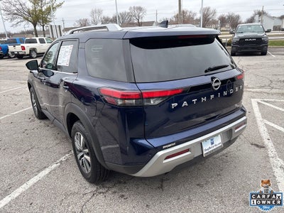 2025 Nissan Pathfinder SL FWD