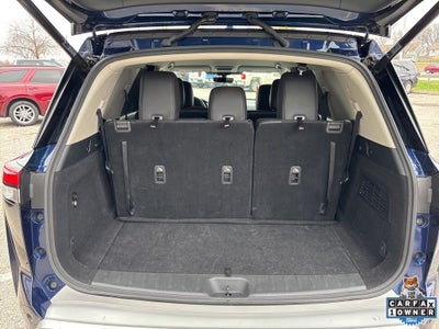 2025 Nissan Pathfinder SL FWD
